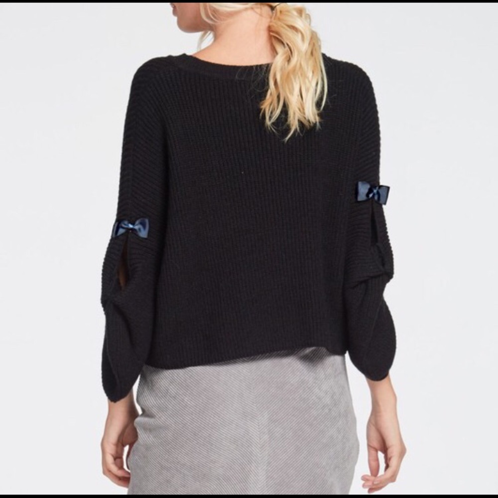 Pullover Ribbed Sweater - Picture 5 of 5